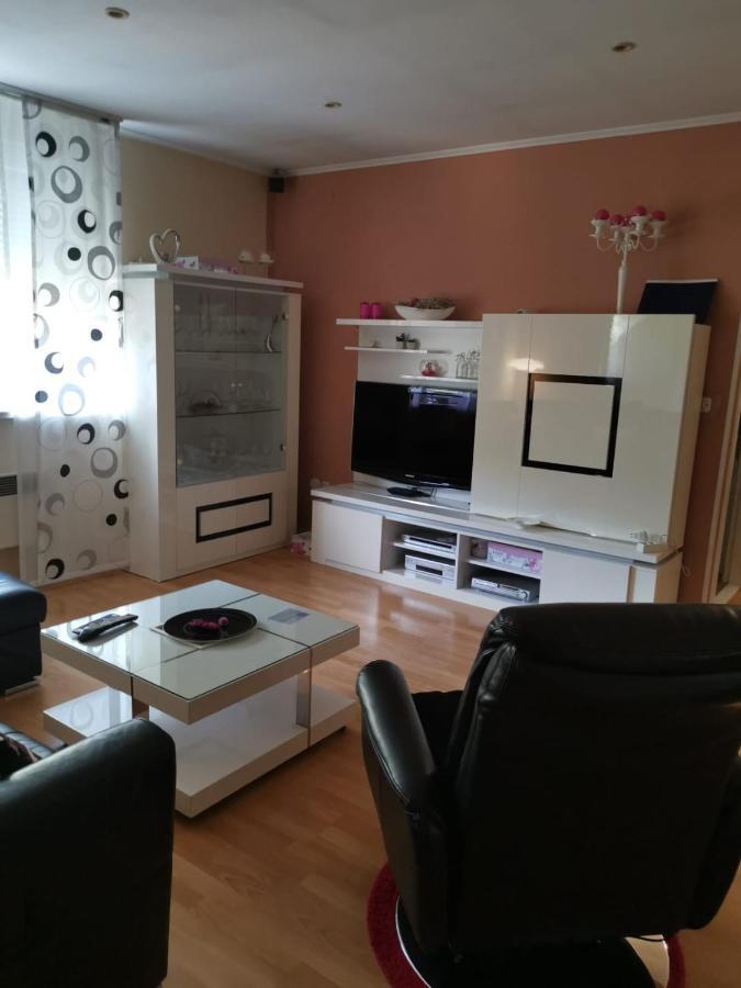 Apartman Lucica Задар Экстерьер фото